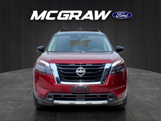 2025 Nissan Pathfinder Platinum FWD