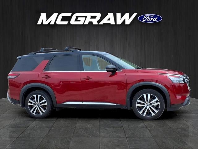2025 Nissan Pathfinder Platinum FWD