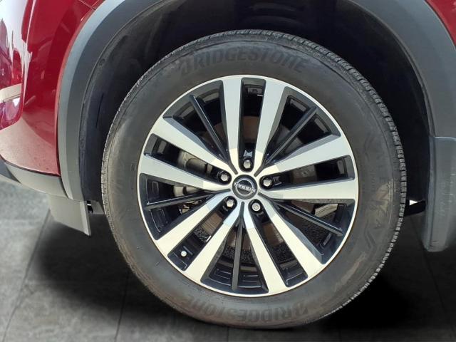 2025 Nissan Pathfinder Platinum FWD