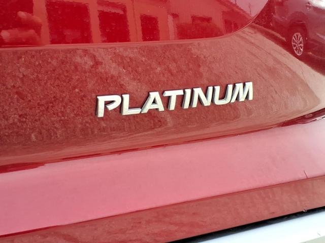 2025 Nissan Pathfinder Platinum FWD