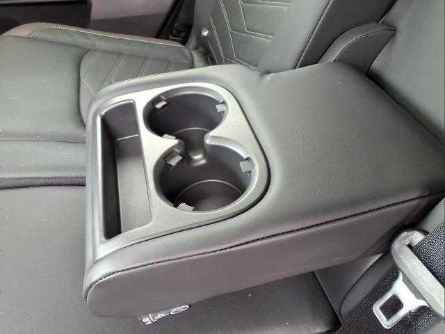 2025 Nissan Pathfinder Platinum FWD