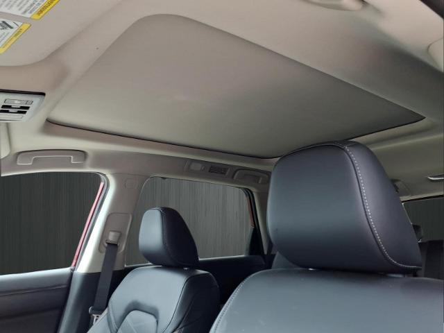 2025 Nissan Pathfinder Platinum FWD