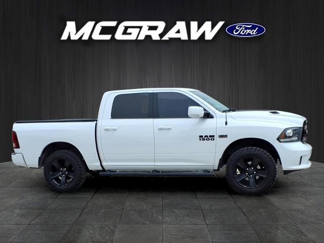 2017 Ram 1500 Night Crew Cab 4x4 5'7" Box