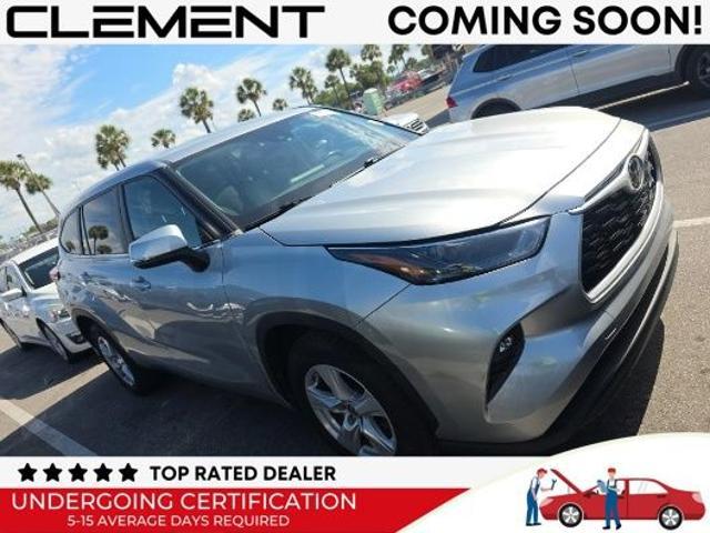 2024 Toyota Highlander LE