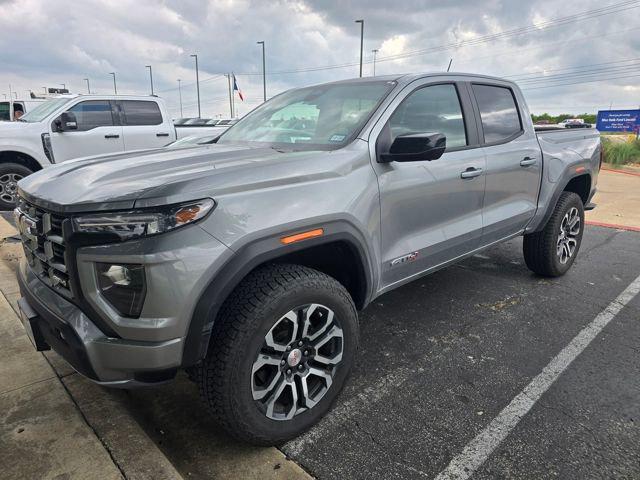 2024 GMC Canyon 4WD AT4