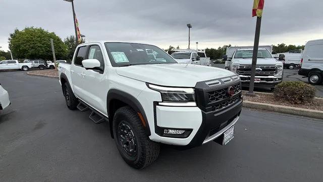 2025 Nissan Frontier Crew Cab PRO-4X 4x4