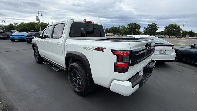 2025 Nissan Frontier Crew Cab PRO-4X 4x4
