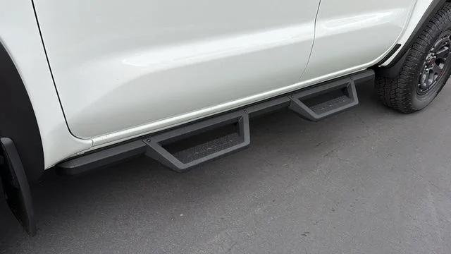 2025 Nissan Frontier Crew Cab PRO-4X 4x4