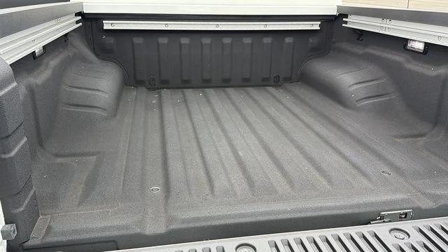 2025 Nissan Frontier Crew Cab PRO-4X 4x4