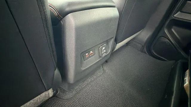 2025 Nissan Frontier Crew Cab PRO-4X 4x4