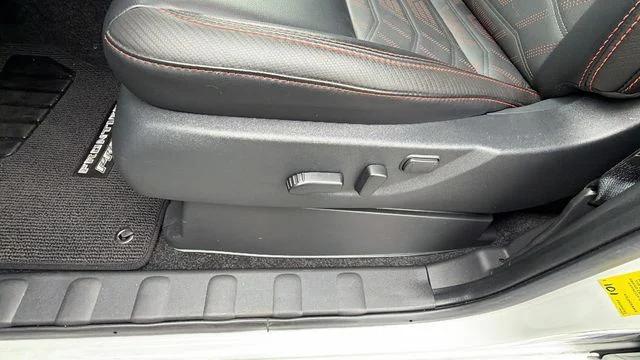 2025 Nissan Frontier Crew Cab PRO-4X 4x4