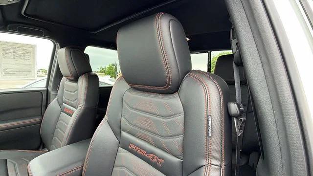 2025 Nissan Frontier Crew Cab PRO-4X 4x4