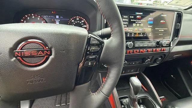 2025 Nissan Frontier Crew Cab PRO-4X 4x4