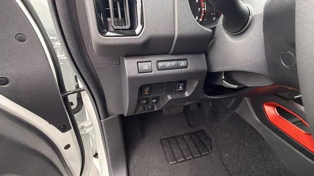 2025 Nissan Frontier Crew Cab PRO-4X 4x4
