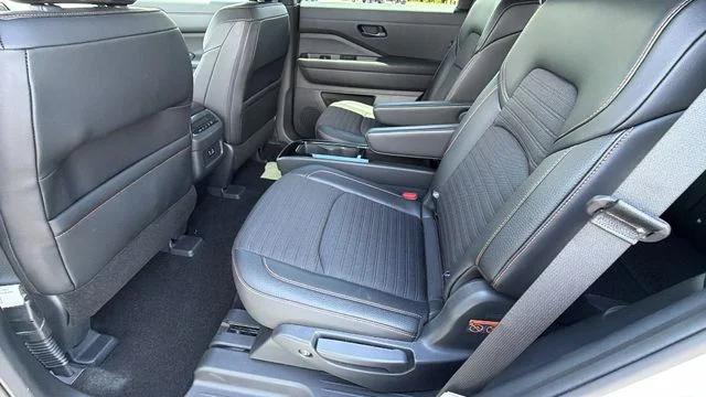 2024 Nissan Pathfinder Rock Creek 4WD