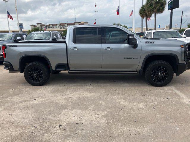 2025 Chevrolet Silverado 2500HD 4WD Crew Cab Standard Bed LTZ