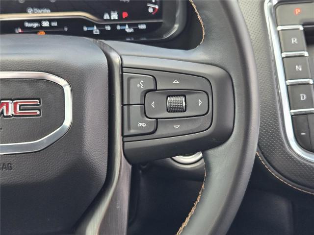 2024 GMC Yukon 4WD AT4
