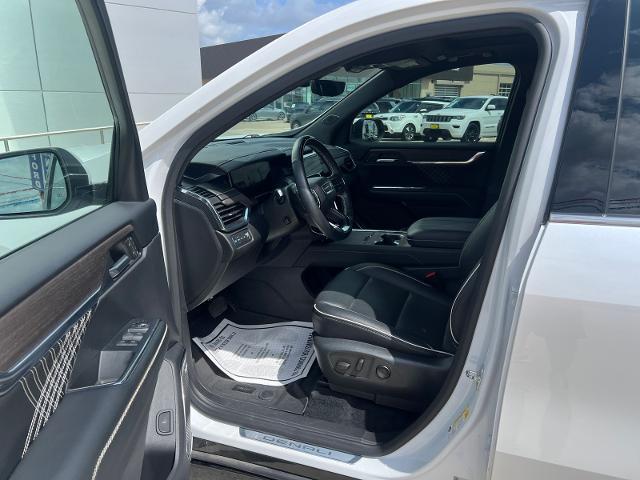 2024 GMC Acadia AWD Denali