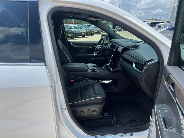 2024 GMC Acadia AWD Denali