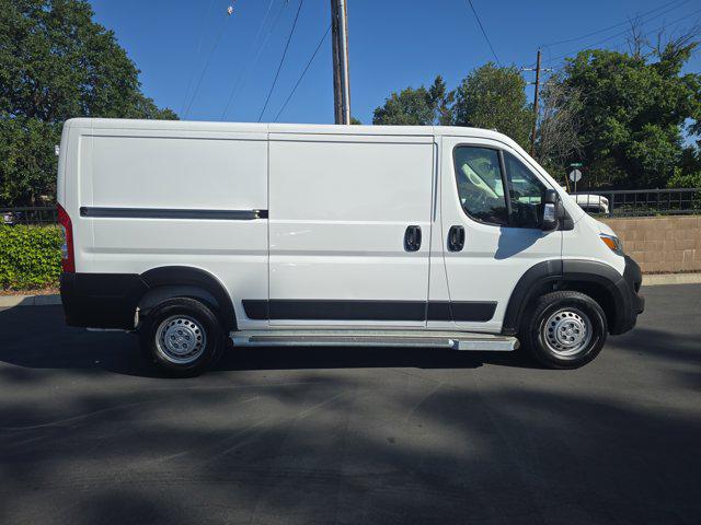 2025 Ram ProMaster 2500 Cargo Van Tradesman Low Roof 136" WB w/Pass Seat