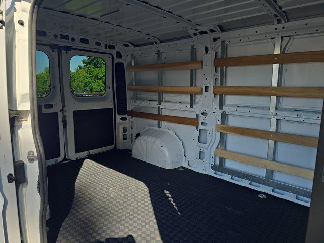 2025 Ram ProMaster 2500 Cargo Van Tradesman Low Roof 136" WB w/Pass Seat