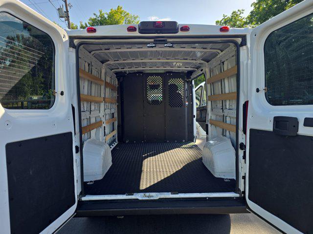 2025 Ram ProMaster 2500 Cargo Van Tradesman Low Roof 136" WB w/Pass Seat