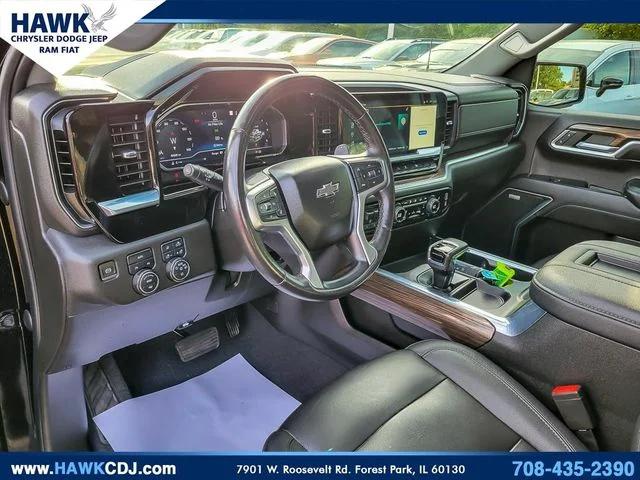 2022 Chevrolet Silverado 1500 4WD Crew Cab Short Bed RST