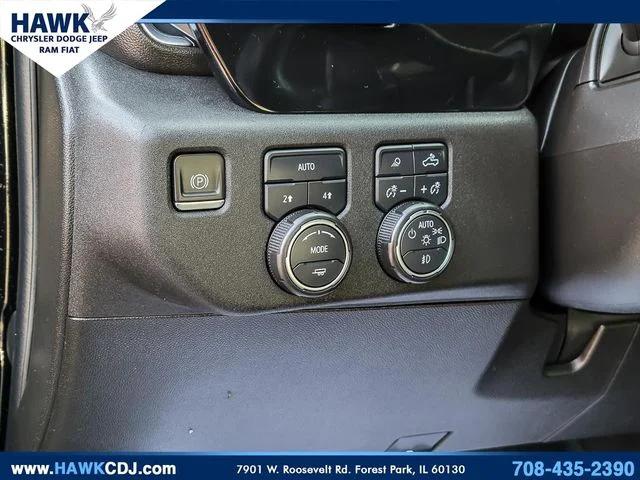 2022 Chevrolet Silverado 1500 4WD Crew Cab Short Bed RST