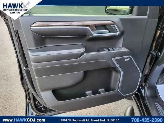 2022 Chevrolet Silverado 1500 4WD Crew Cab Short Bed RST