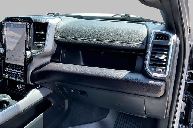 2024 Ram 3500 Laramie Crew Cab 4x4 8' Box
