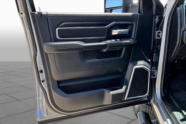 2024 Ram 3500 Laramie Crew Cab 4x4 8' Box
