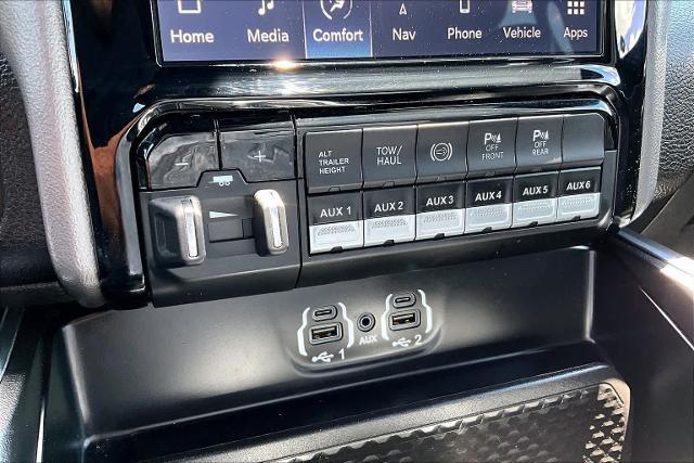 2024 Ram 3500 Laramie Crew Cab 4x4 8' Box