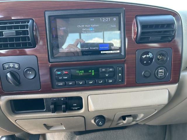 2006 Ford F-350 Lariat Super Duty