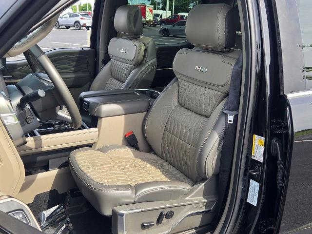 2025 Ford F-450 Platinum