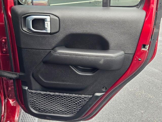 2021 Jeep Wrangler Sahara Altitude 4x4