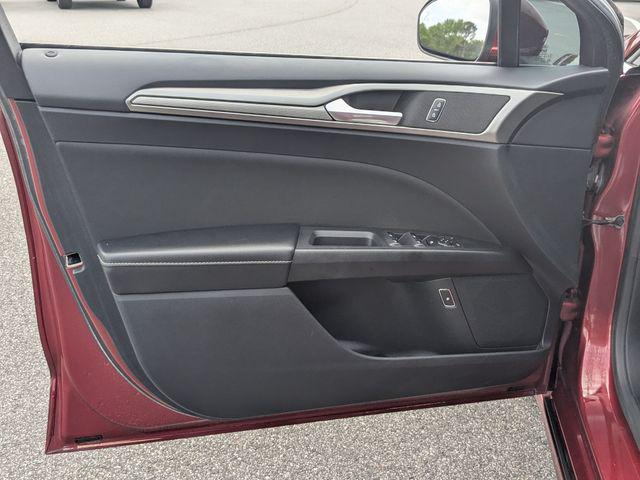 2019 Ford Fusion Hybrid SE