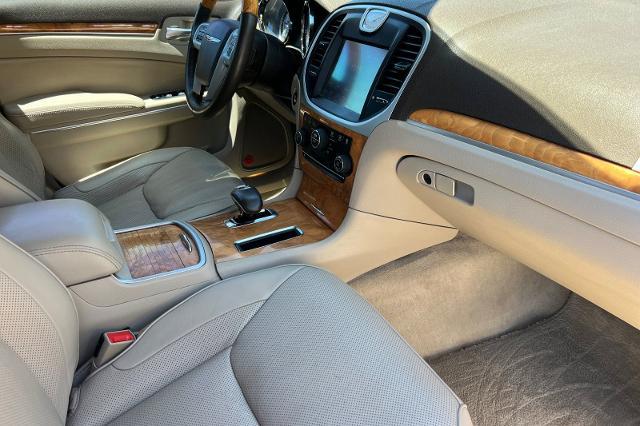 2014 Chrysler 300 Base