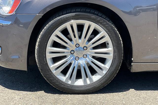 2014 Chrysler 300 Base