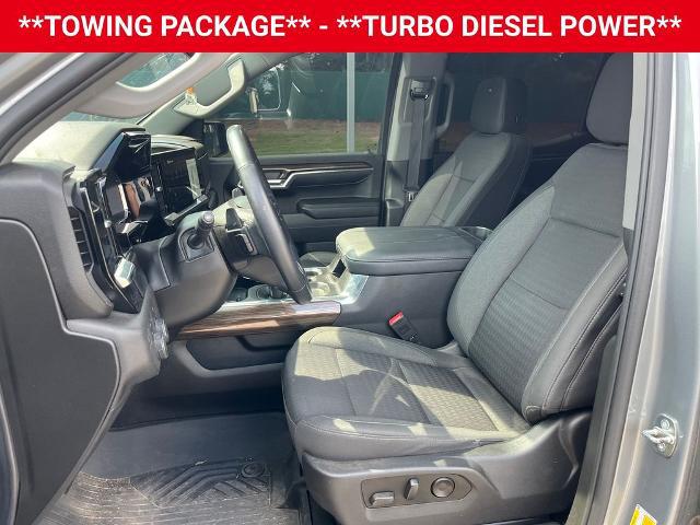 2023 Chevrolet Silverado 1500 4WD Crew Cab Short Bed RST