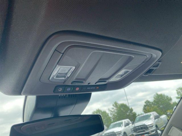 2023 Chevrolet Silverado 1500 4WD Crew Cab Short Bed RST