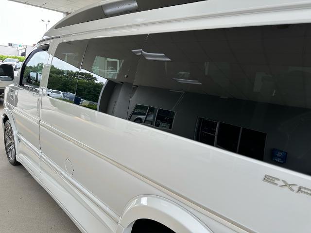 2020 Chevrolet Express Cargo Van RWD 2500 Regular Wheelbase WT