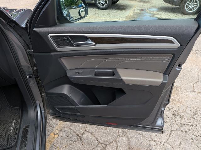 2021 Volkswagen Atlas 3.6 V6 SE w/ Technology