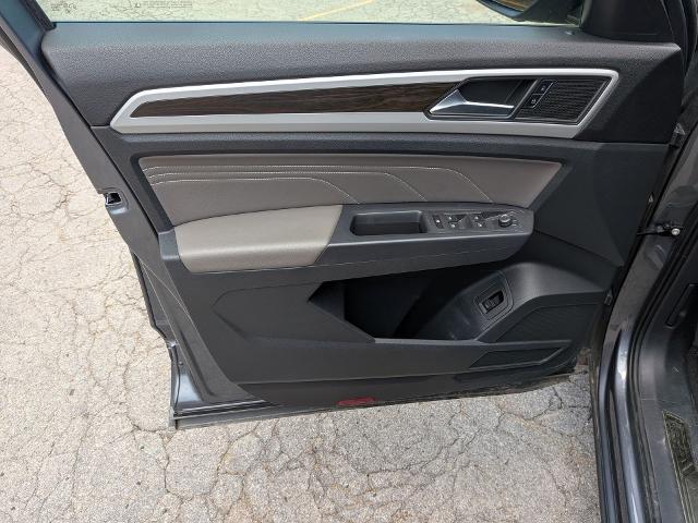 2021 Volkswagen Atlas 3.6 V6 SE w/ Technology