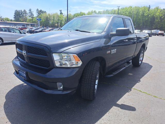 2017 Ram 1500 Express Quad Cab 4x4 6'4" Box