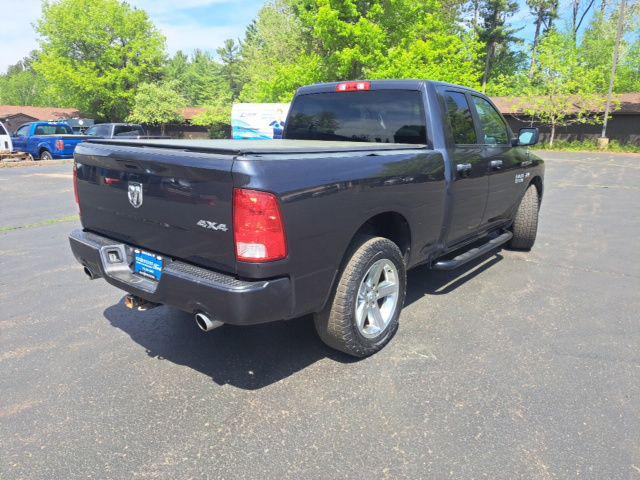 2017 Ram 1500 Express Quad Cab 4x4 6'4" Box