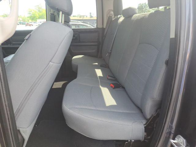 2017 Ram 1500 Express Quad Cab 4x4 6'4" Box