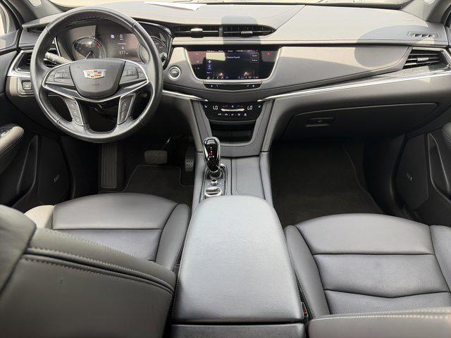 2023 Cadillac XT5 FWD Premium Luxury