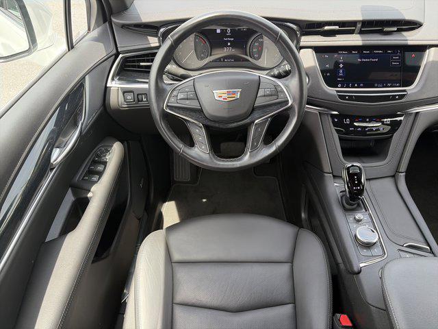 2023 Cadillac XT5 FWD Premium Luxury