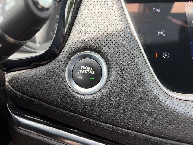 2023 Cadillac XT5 FWD Premium Luxury
