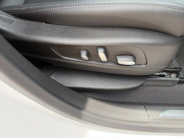 2023 Cadillac XT5 FWD Premium Luxury